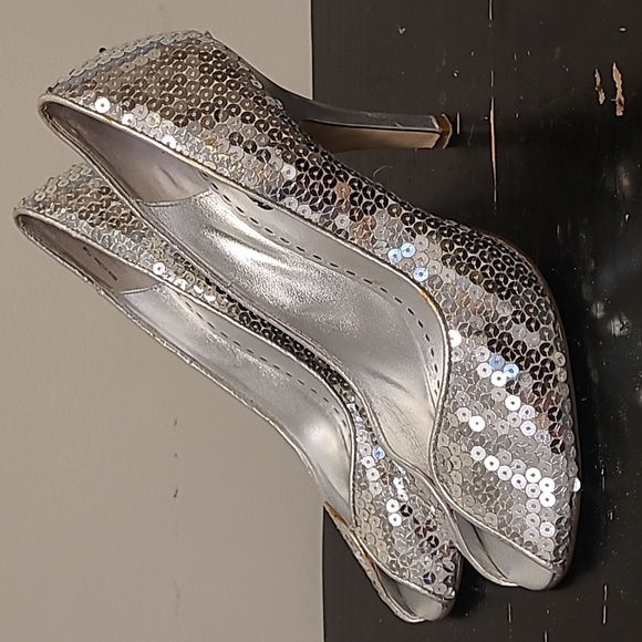Sparkley silver sequined heels by Browns - Picture 1 of 5